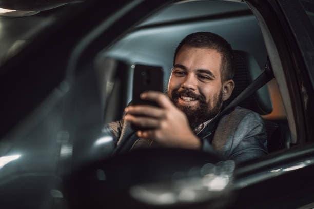 Przewodnik 2025 jak wybrać papieros elektroniczny oraz praktyczny zestaw do shishy dla początkujących i zaawansowanych