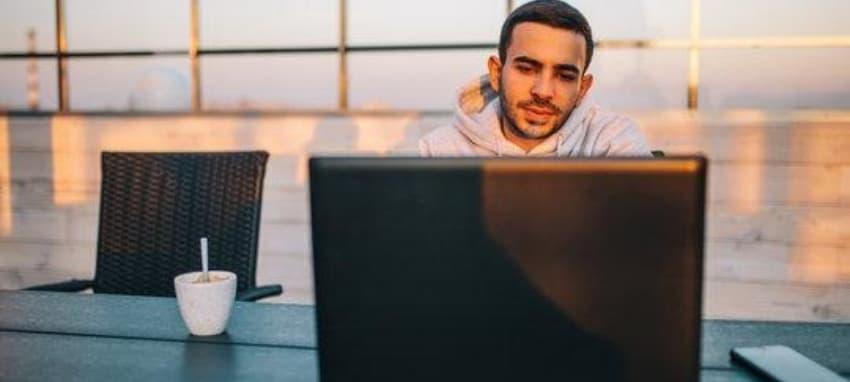 E-Papierosy Jednorazowe na wyszyńskiego 13 sprawdź najnowszą ofertę E-Papierosy Jednorazowe