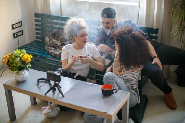 E-Papierosy i cola cherry zero – nowy trend wśród użytkowników E-Papierosów z smakiem cola cherry zero